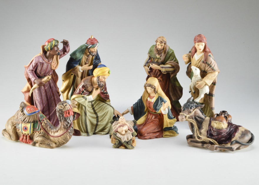 Grandeur Noel 9 Piece Porcelain Nativity Set