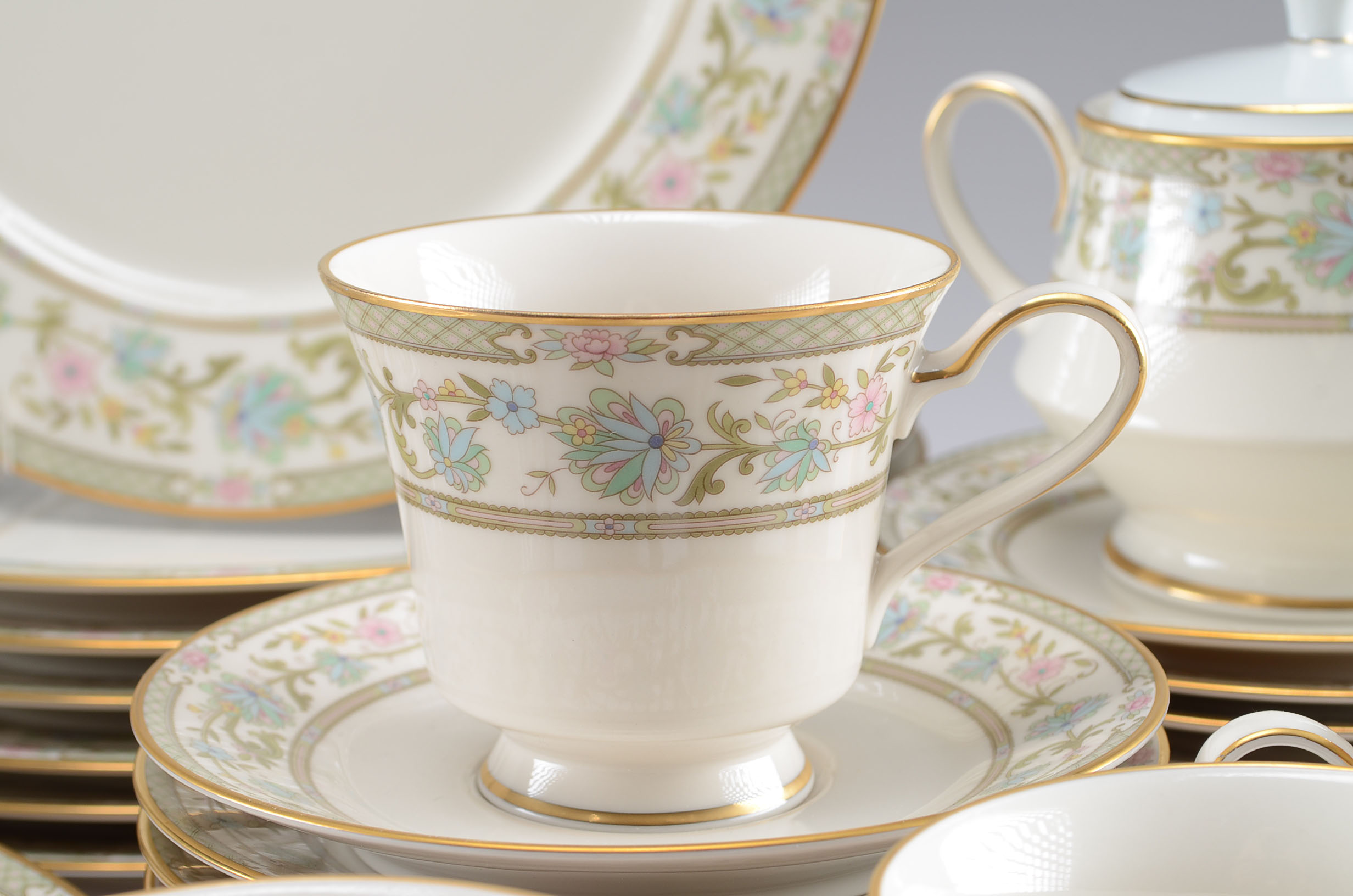 Set of Noritake China in "Miyoshi" Pattern