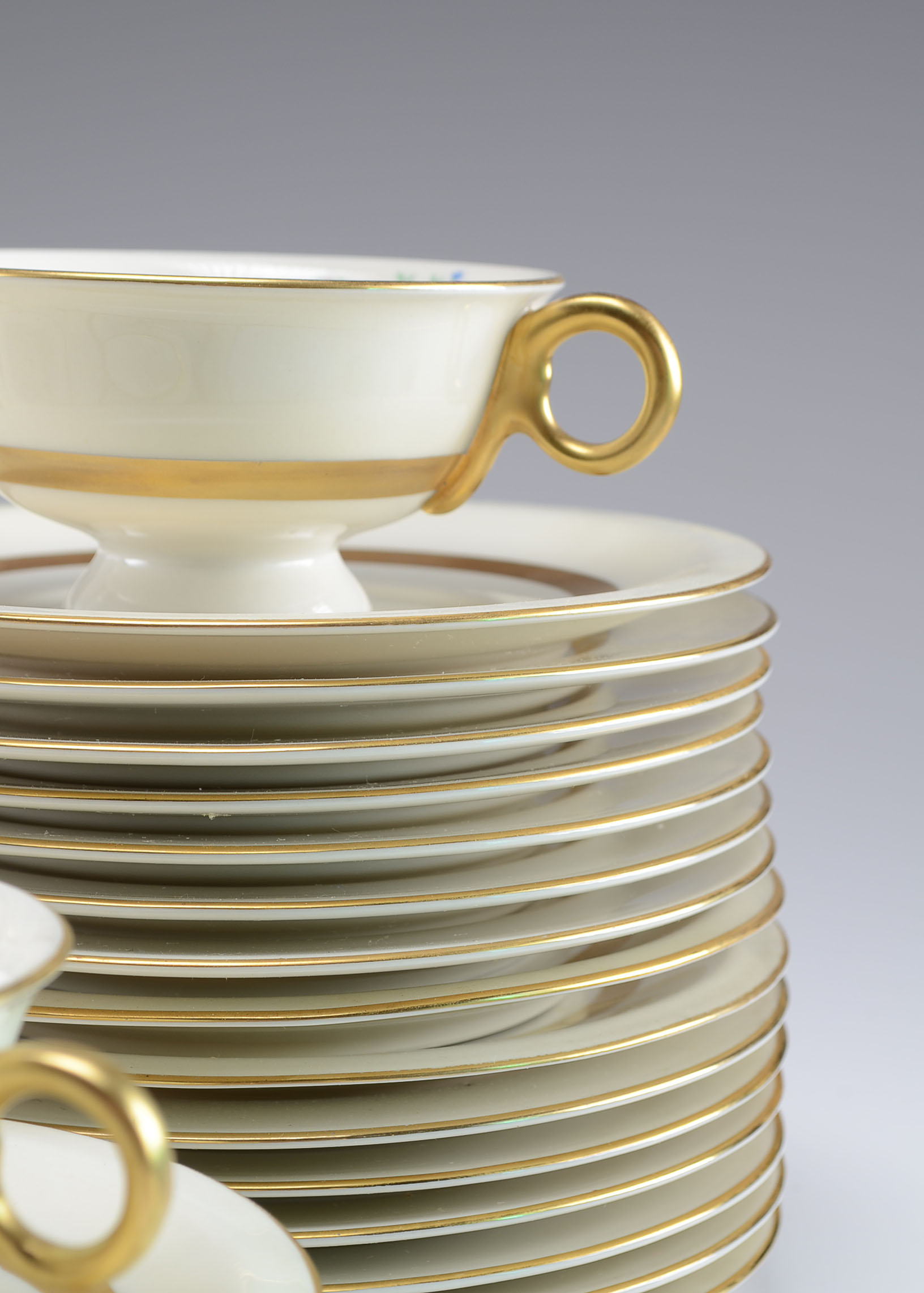 Set of Theodore Haviland China in "Gainsborough" Pattern