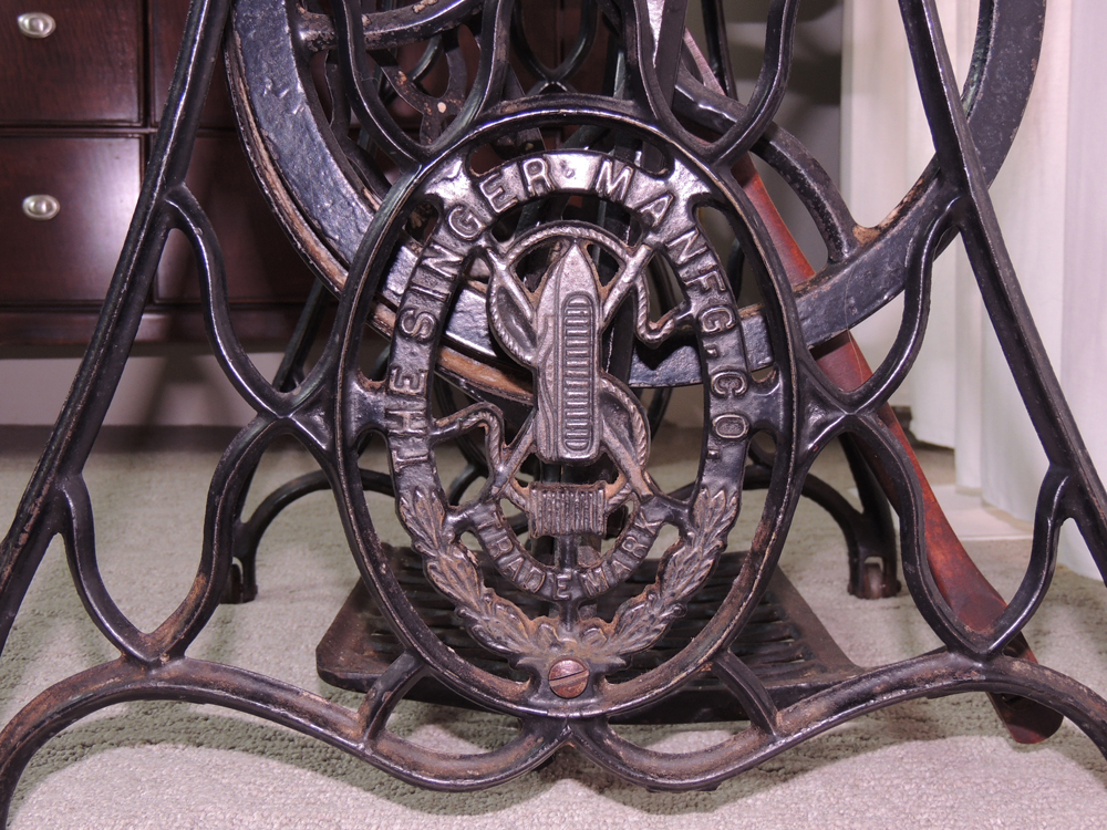 Antique Sphinx Model 27 Singer Treadle Sewing Machine and Cabinet