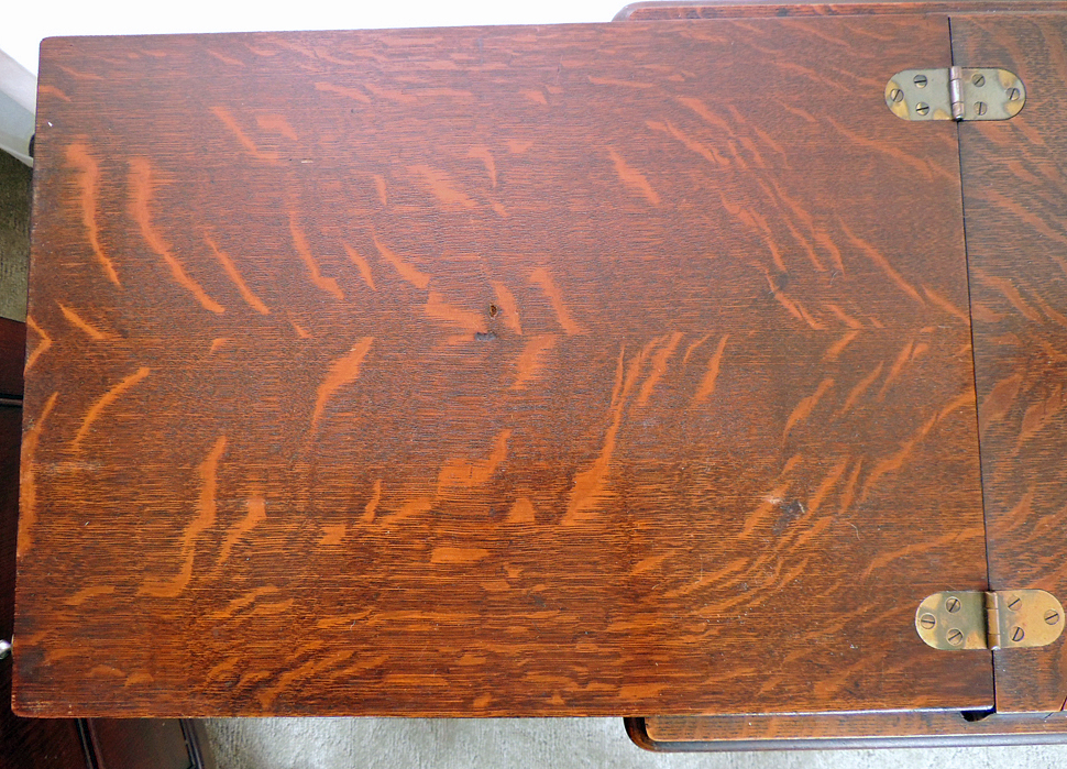 Antique Sphinx Model 27 Singer Treadle Sewing Machine and Cabinet