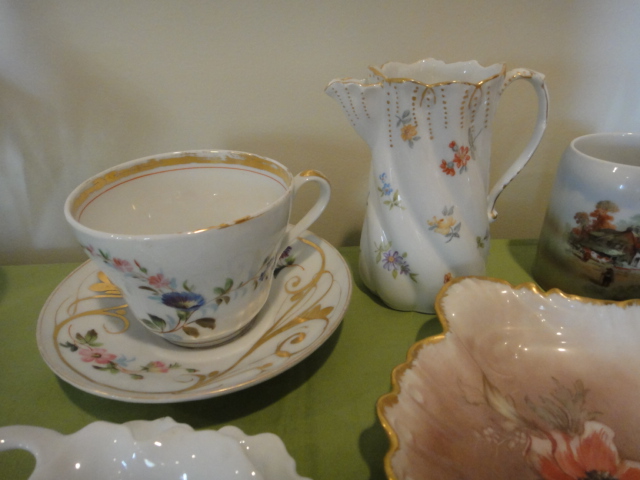Collection of Vintage Porcelain Pieces