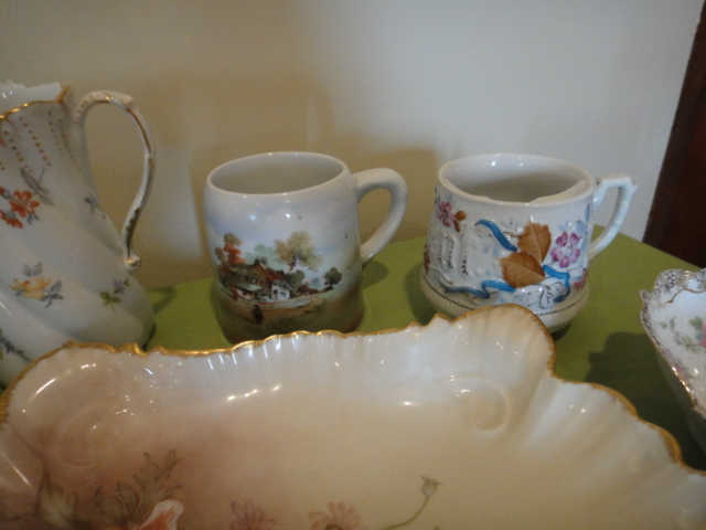 Collection of Vintage Porcelain Pieces
