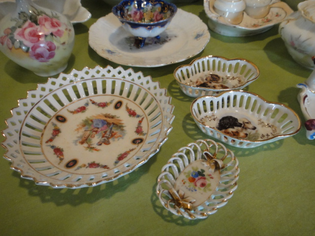 Collection of Vintage Porcelain Pieces