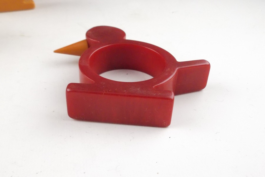 Twelve Bakelite Bird Form Napkin Rings  