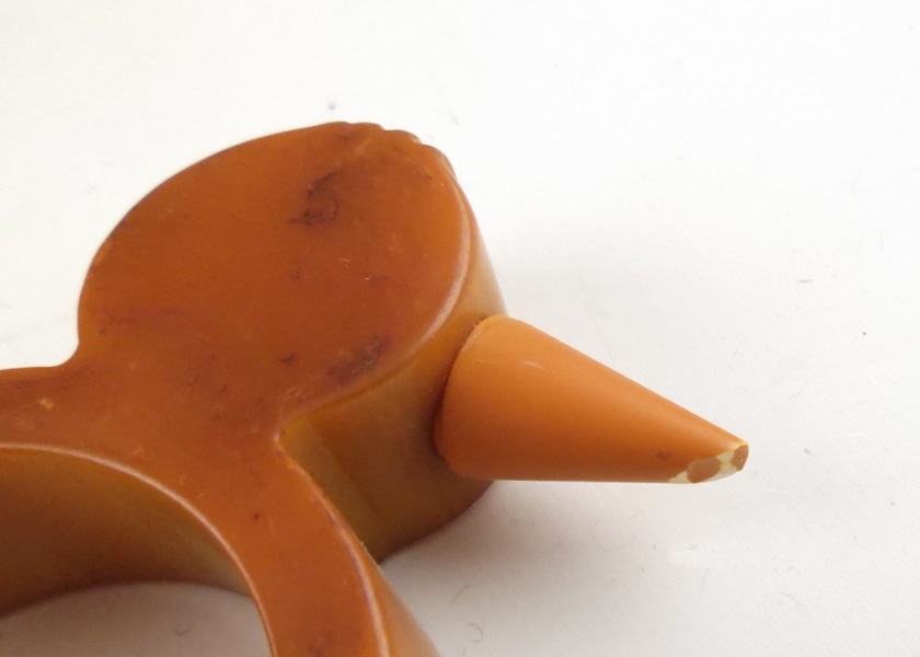 Twelve Bakelite Bird Form Napkin Rings  