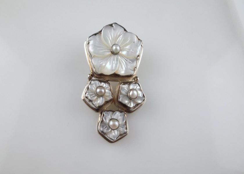 Vintage Sterling Silver and Mother of Pearl Pendant