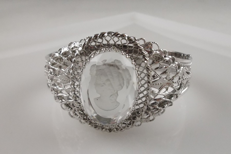 Whiting and Davis Intagilo Cut Glass Jewelry 
