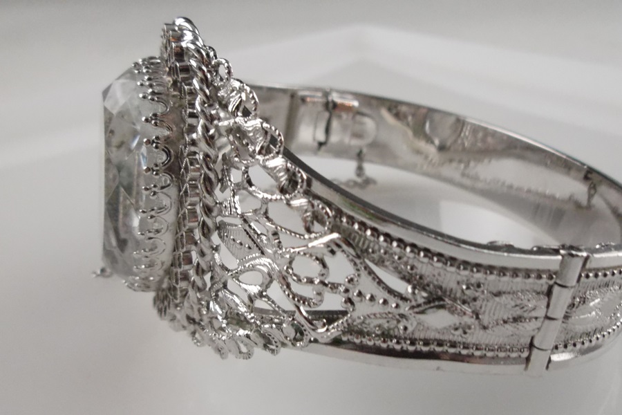 Whiting and Davis Intagilo Cut Glass Jewelry 