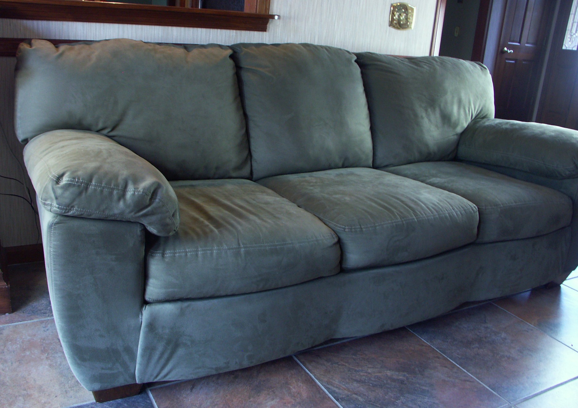 Ashley Furniture Contemporary Microfiber Sofa/Hide-a-Bed