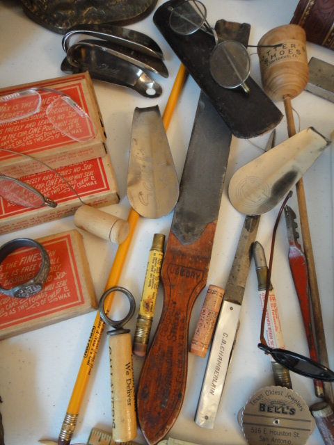 Collection of Vintage Items