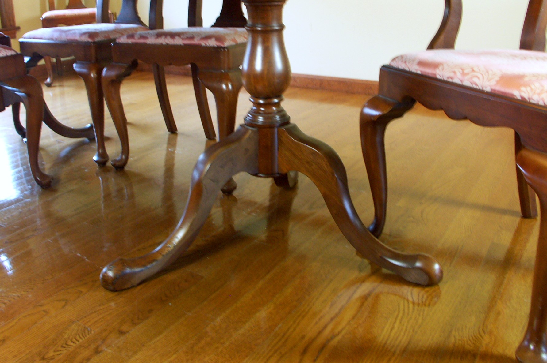 Queen Anne Henkel Harris Dining Chairs and Table