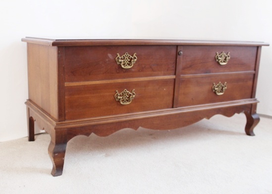 Vintage Lane "Virginia Maid" Cedar Chest