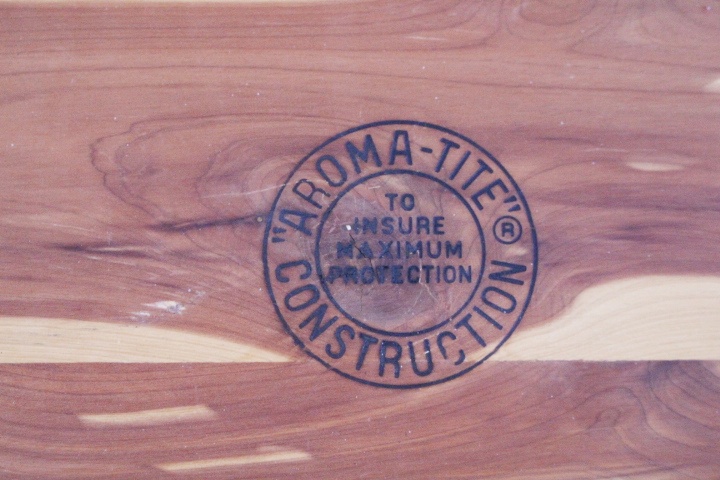 Vintage Lane "Virginia Maid" Cedar Chest