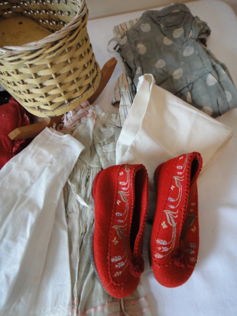 Vintage Winsum Doll Bed and Vintage Doll Cloths