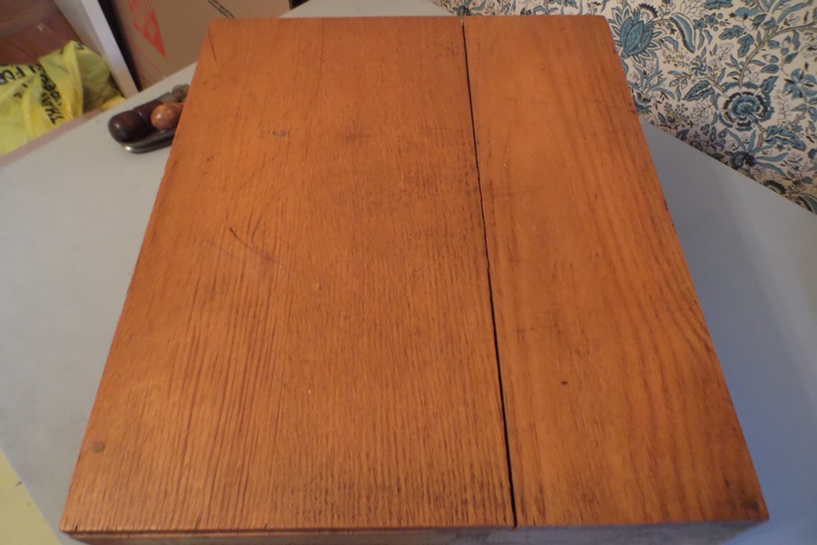 Vintage Beldings Silk Thread Display and Sewing Tools 