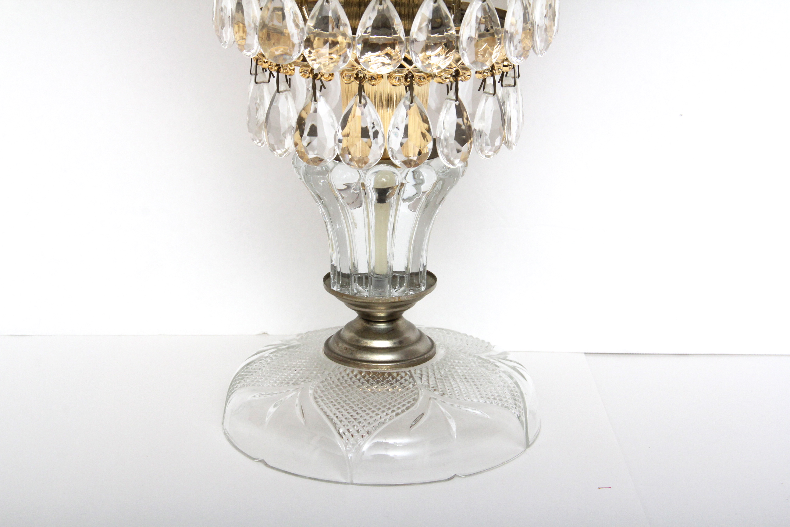 Vintage Wedding Cake Crystal Chandelier Lamp with Crystal Dome