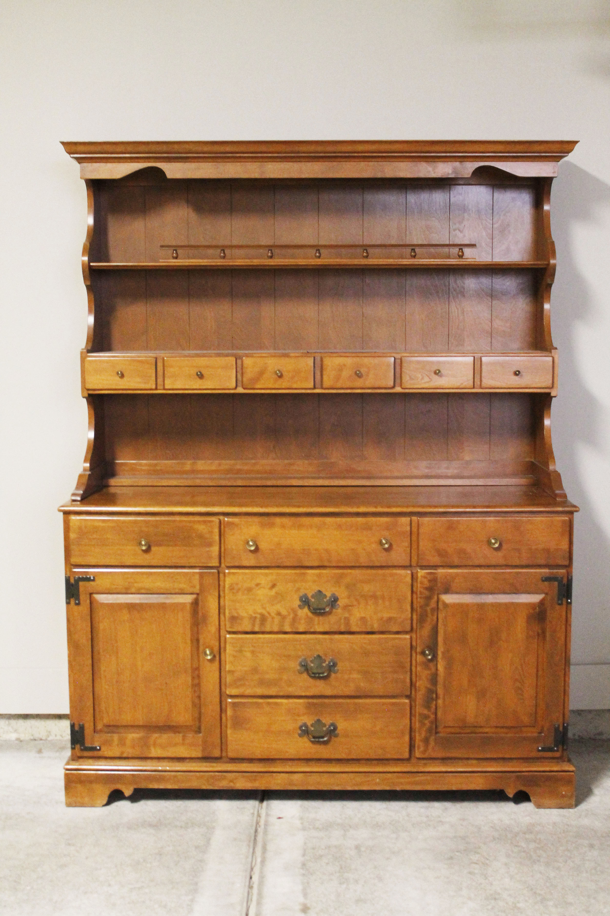 Ethan Allen Maple Hutch China Cabinet