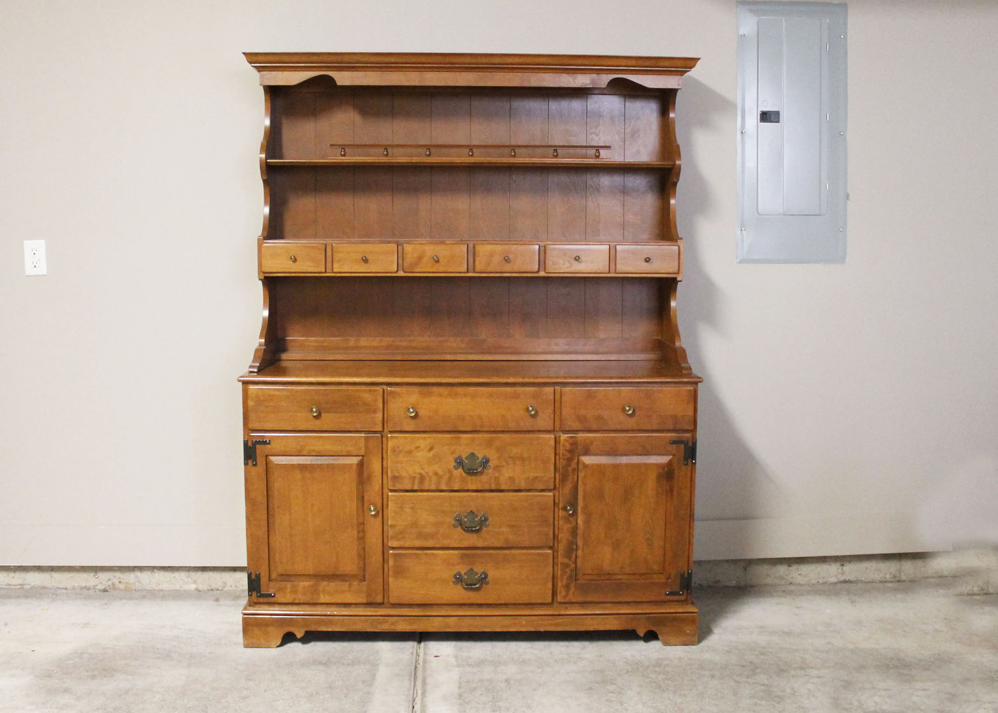 Ethan Allen Maple Hutch China Cabinet