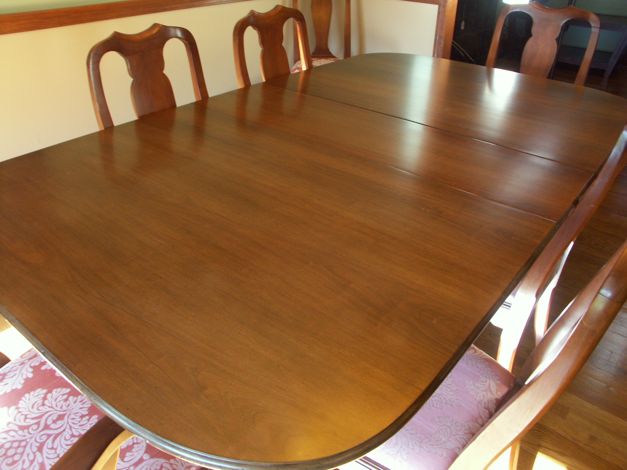 Queen Anne Henkel Harris Dining Chairs and Table