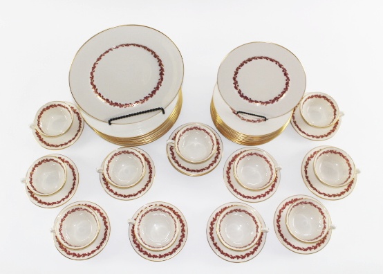 Lenox "Shenandoah Maroon Oak Leaf" China Service