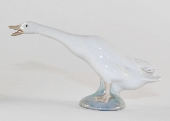 Three Lladro 1977 Geese Figurines