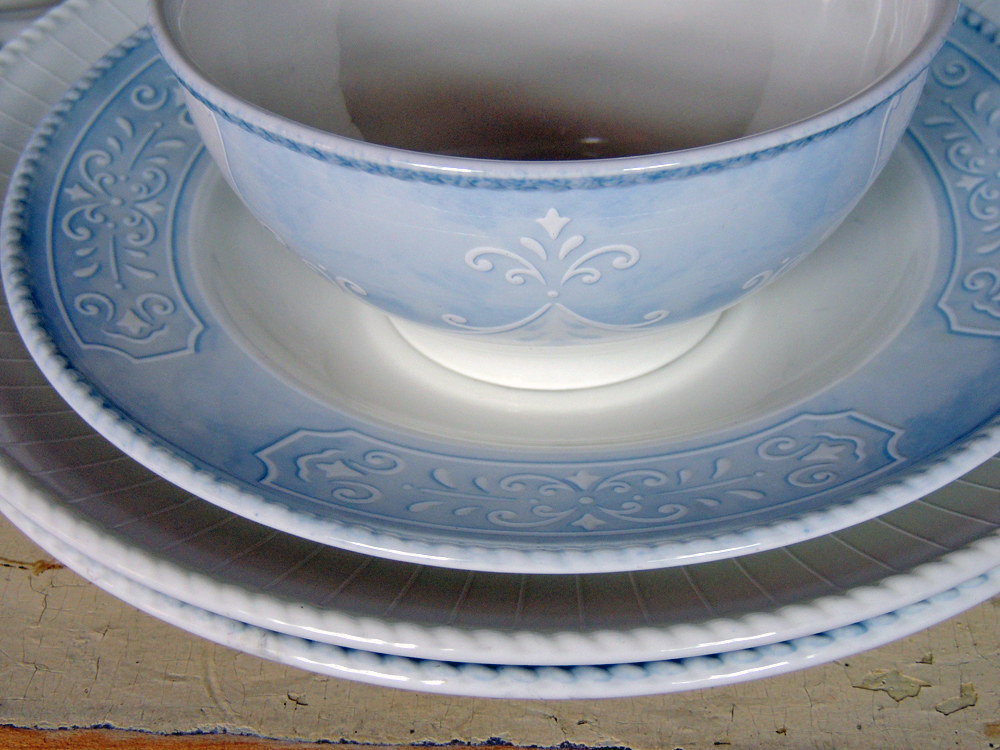 Lenox Swedish Lodge China Dinnerware Set