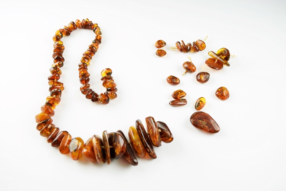 Chunky Polished Amber Bead Necklace