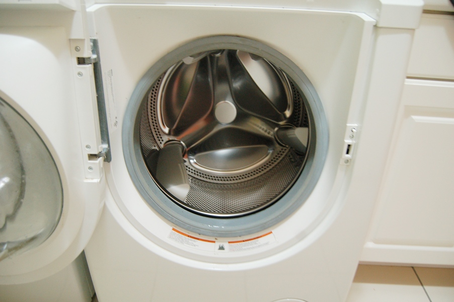 Bosch Nexxt High Efficiency Washer and LG Electronic Dryer