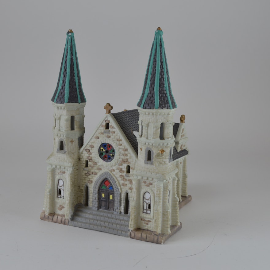 Dickens Keepsake Porcelain Lighted Church