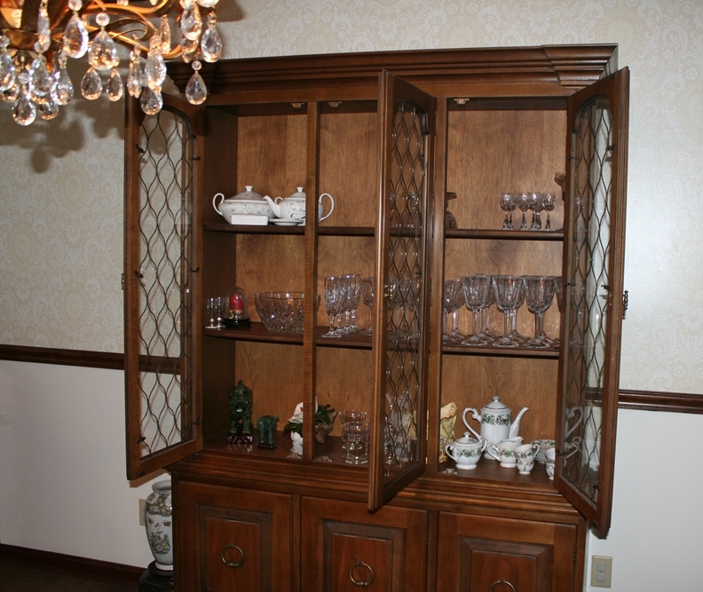 Vintage Drexel China Cabinet