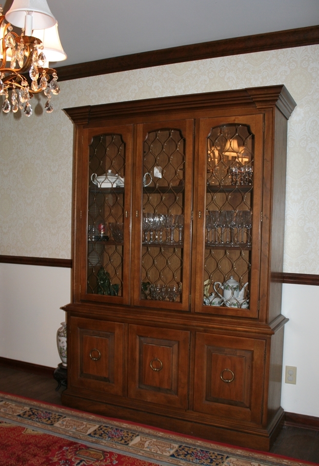 Vintage Drexel China Cabinet