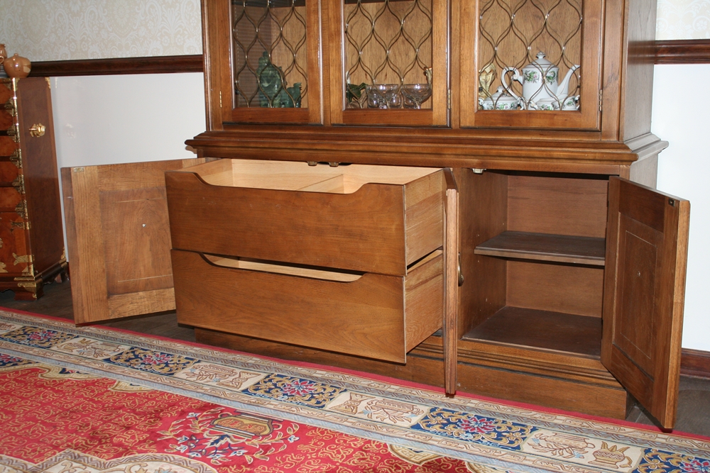 Vintage Drexel China Cabinet