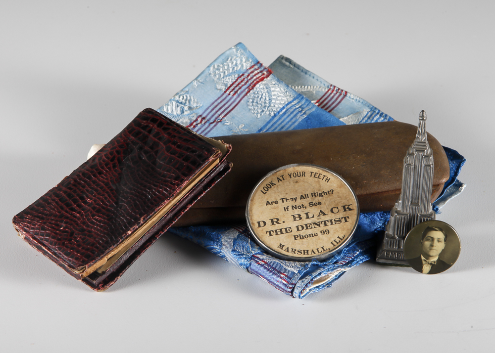 A Collection of Vintage Knick Knacks and Eyeglasses