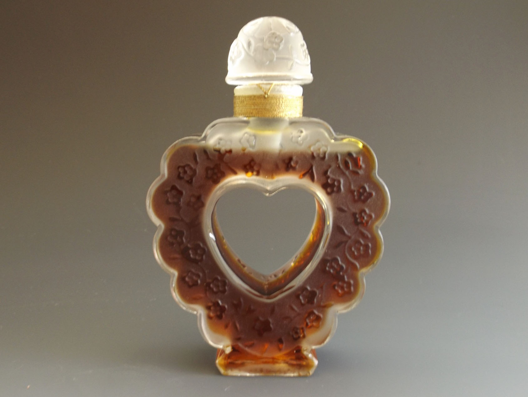 Nina Ricci Coeur Joie Parfum in Lalique Flacon