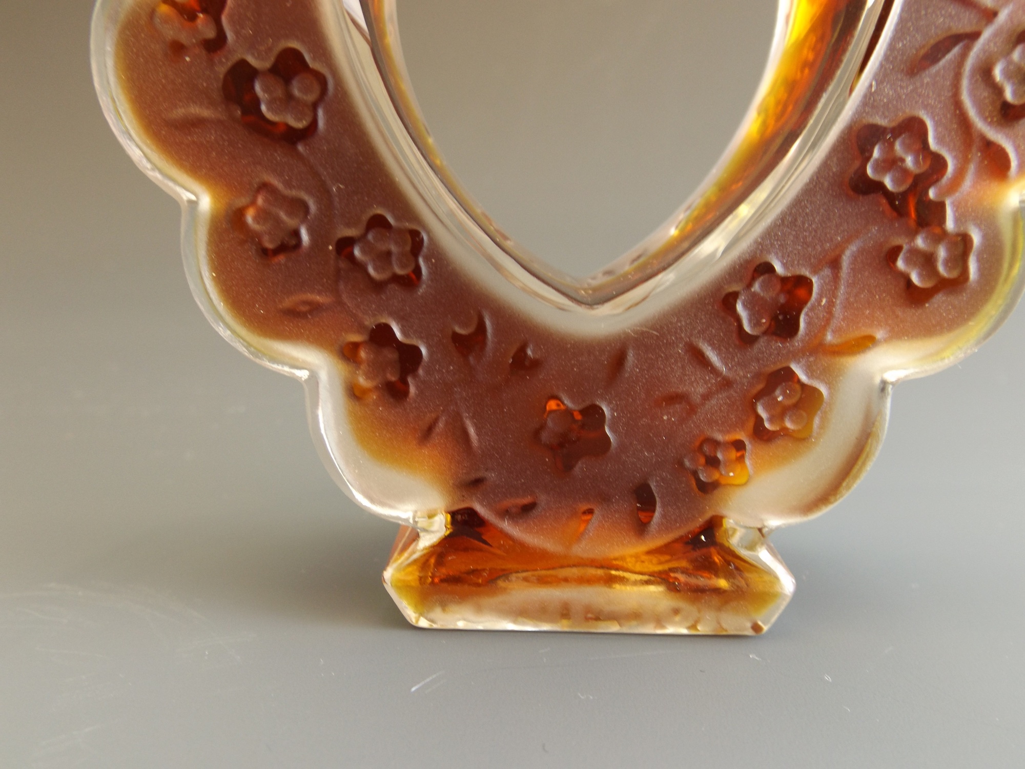 Nina Ricci Coeur Joie Parfum in Lalique Flacon