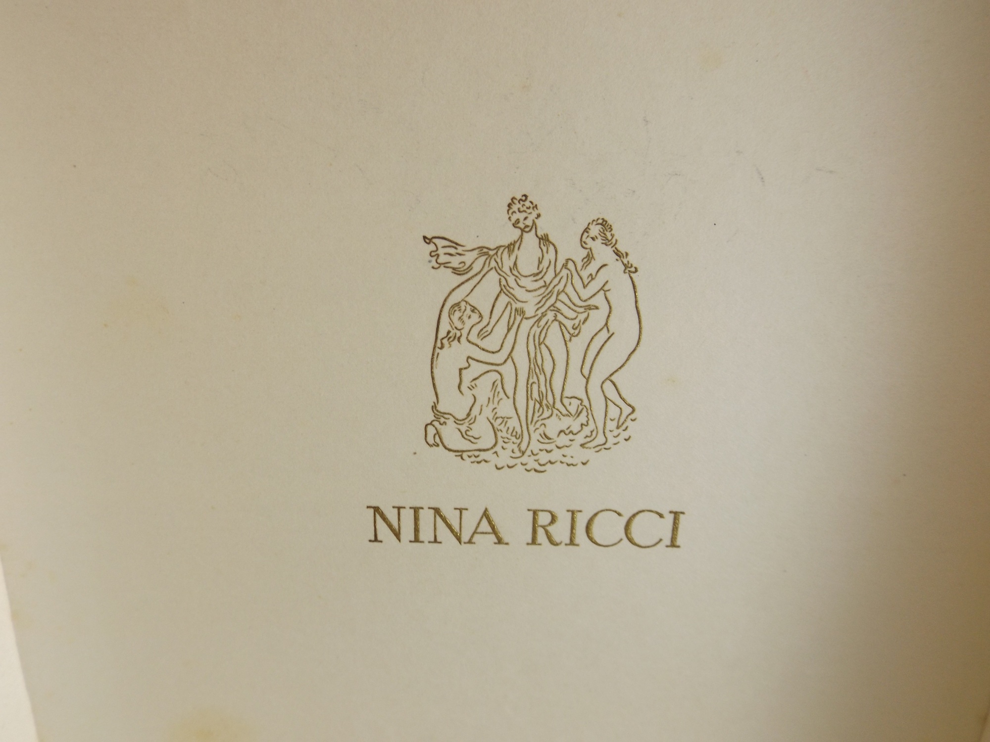 Nina Ricci Coeur Joie Parfum in Lalique Flacon