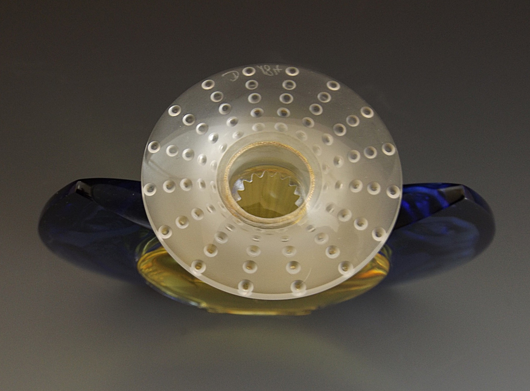 1999 Lalique Flacon with Jour et Nuit Parfum