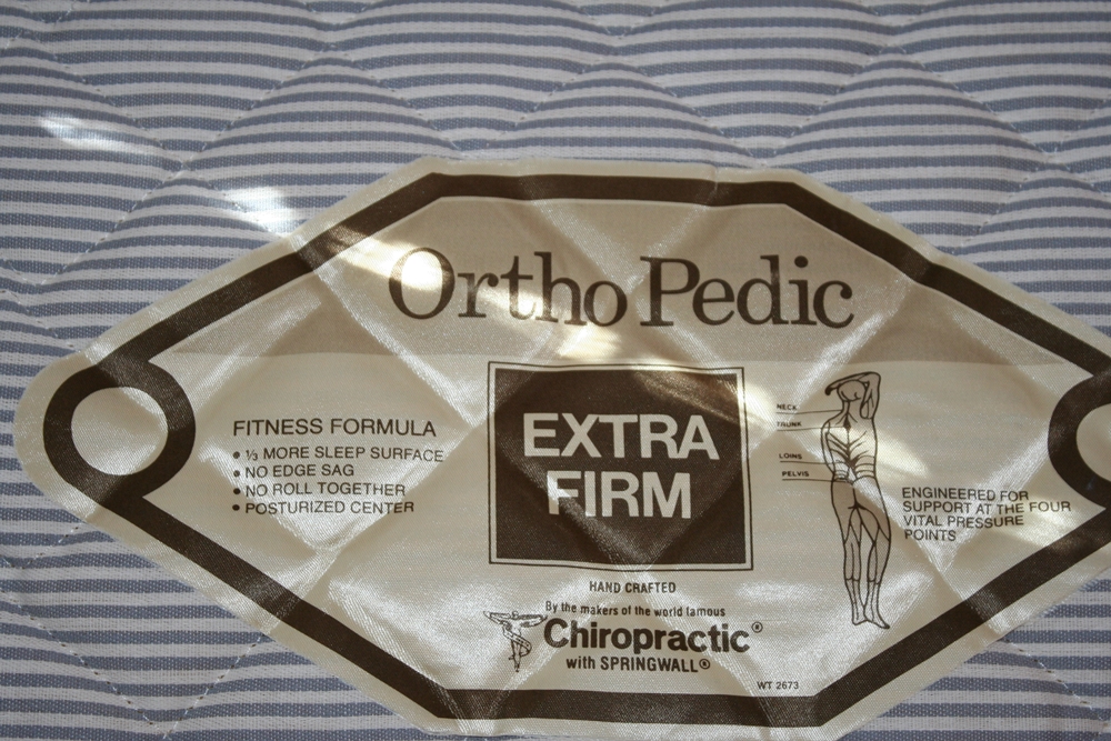 Brass Twin Bed with Mattress and Bedding