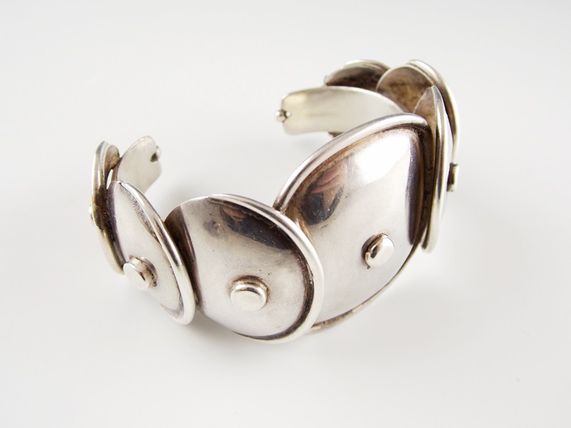 A Vintage South American Sterling Silver Parure Set