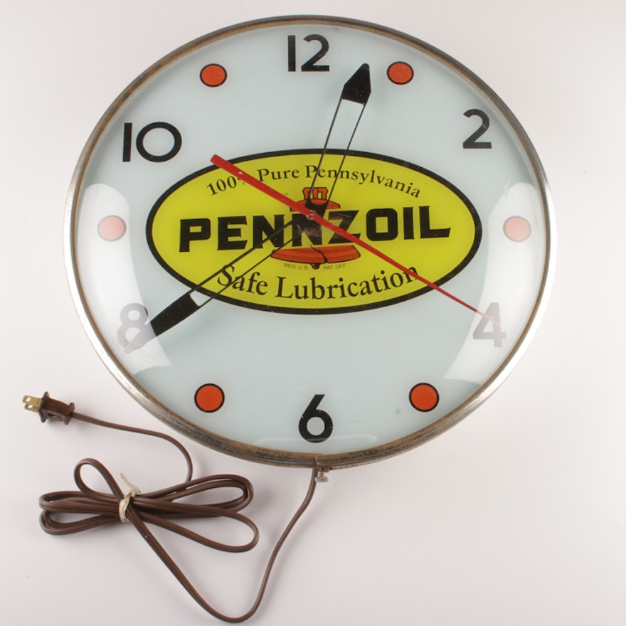 Pam Clock Co "Pennzoil" Round Illuminated Advertising Clock