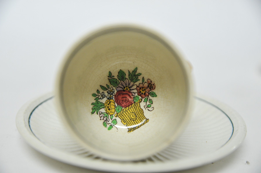 Set of Four Antique Belmar Wedgwood Demitasse Cups and Saucers