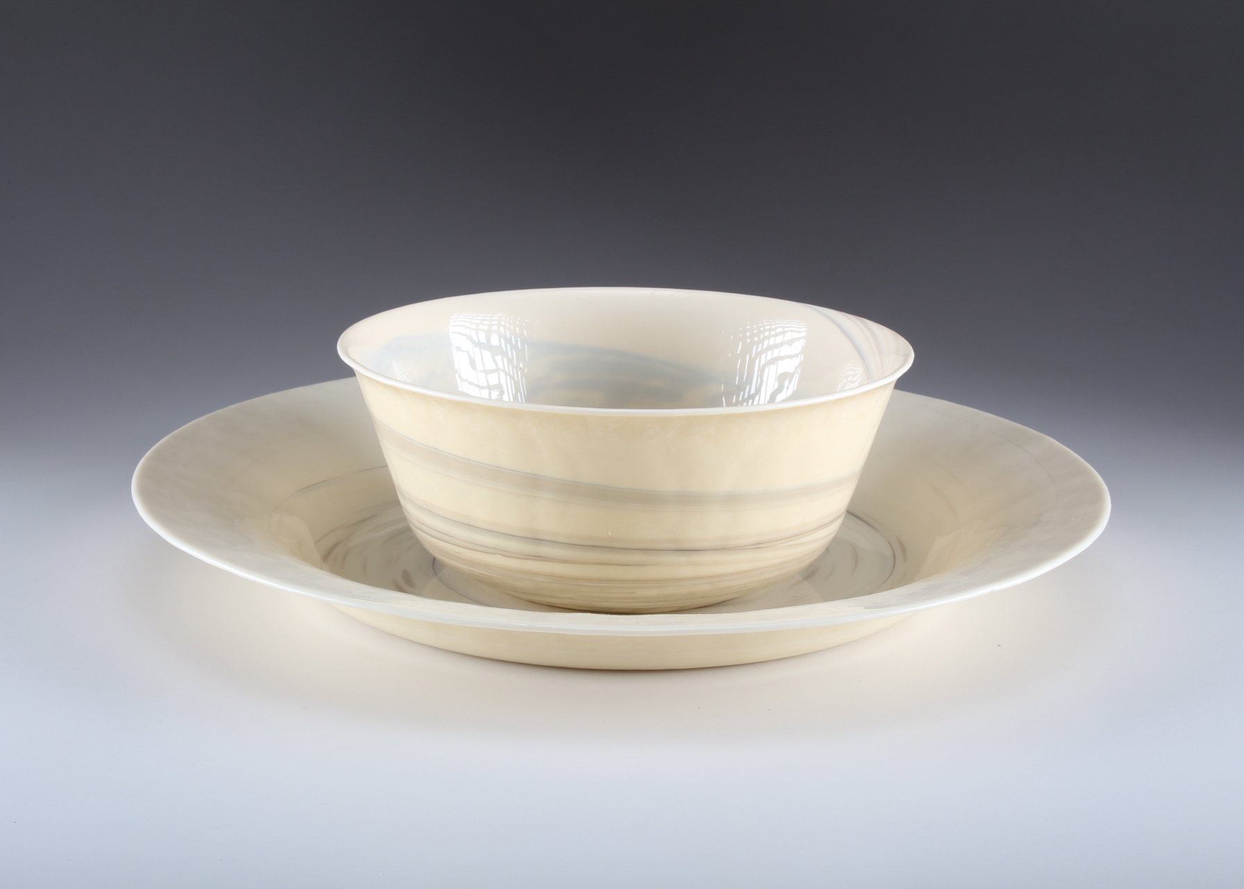 Modern-Style Vietri Charger and Bowl