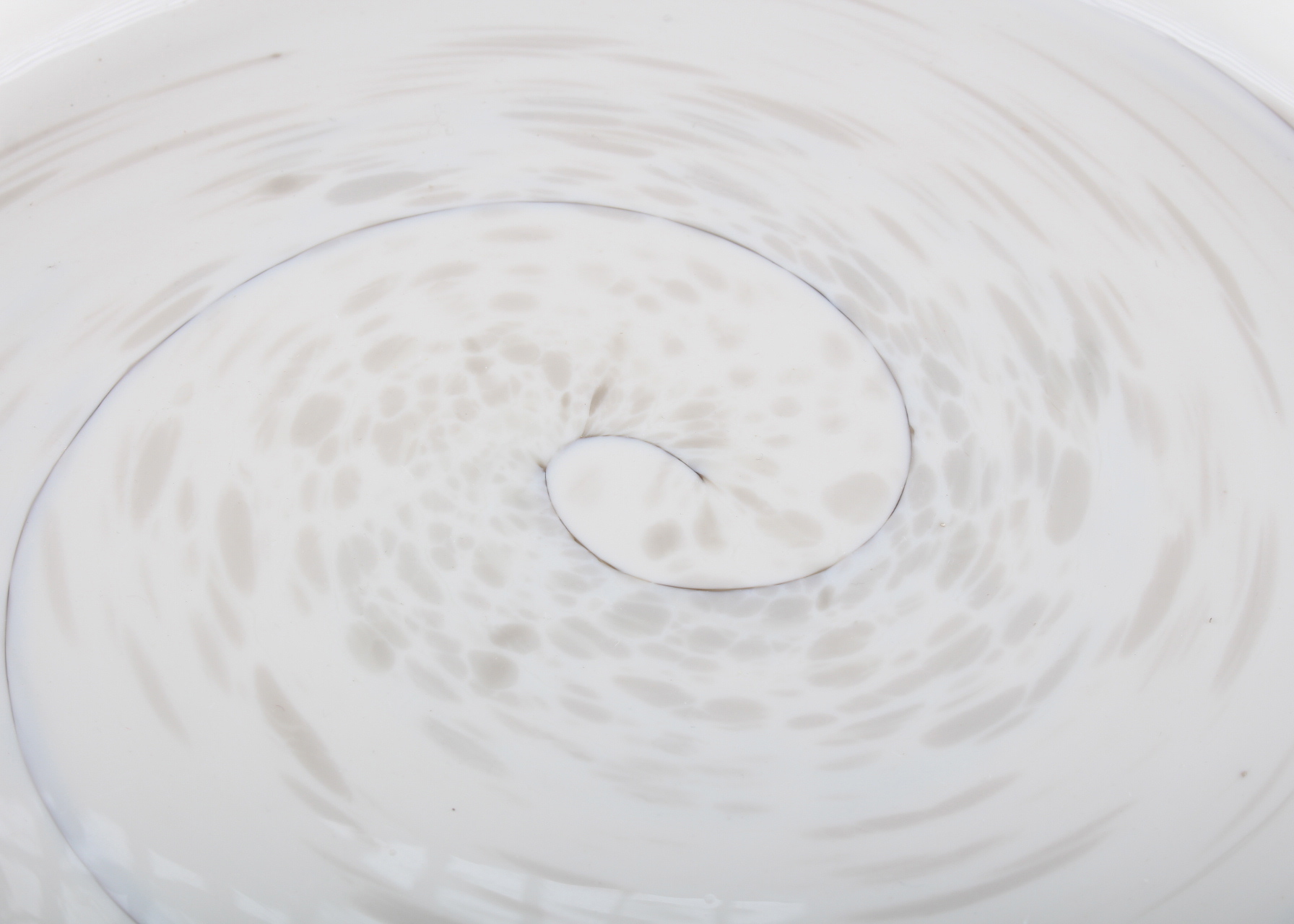 Modern-Style Vietri Charger and Bowl