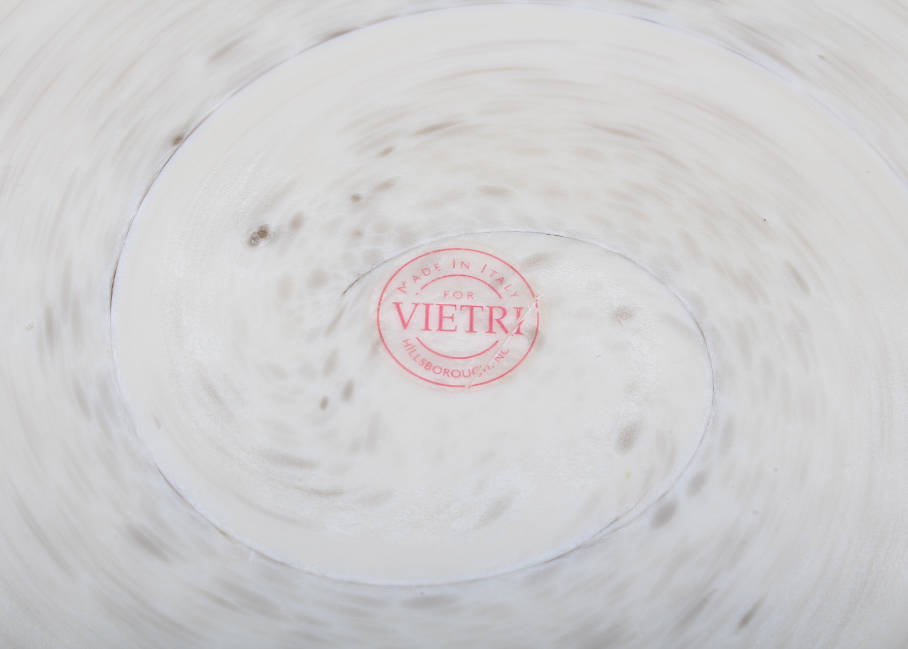 Modern-Style Vietri Charger and Bowl