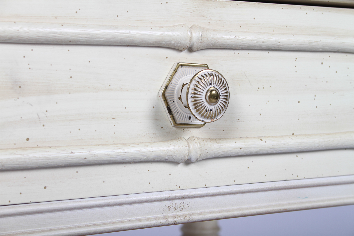 Pair of Vintage Thomasville Allegro Faux Bamboo Nightstands