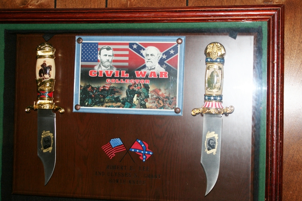 Civil War Decor Lot with Franklin Mint Collectibles