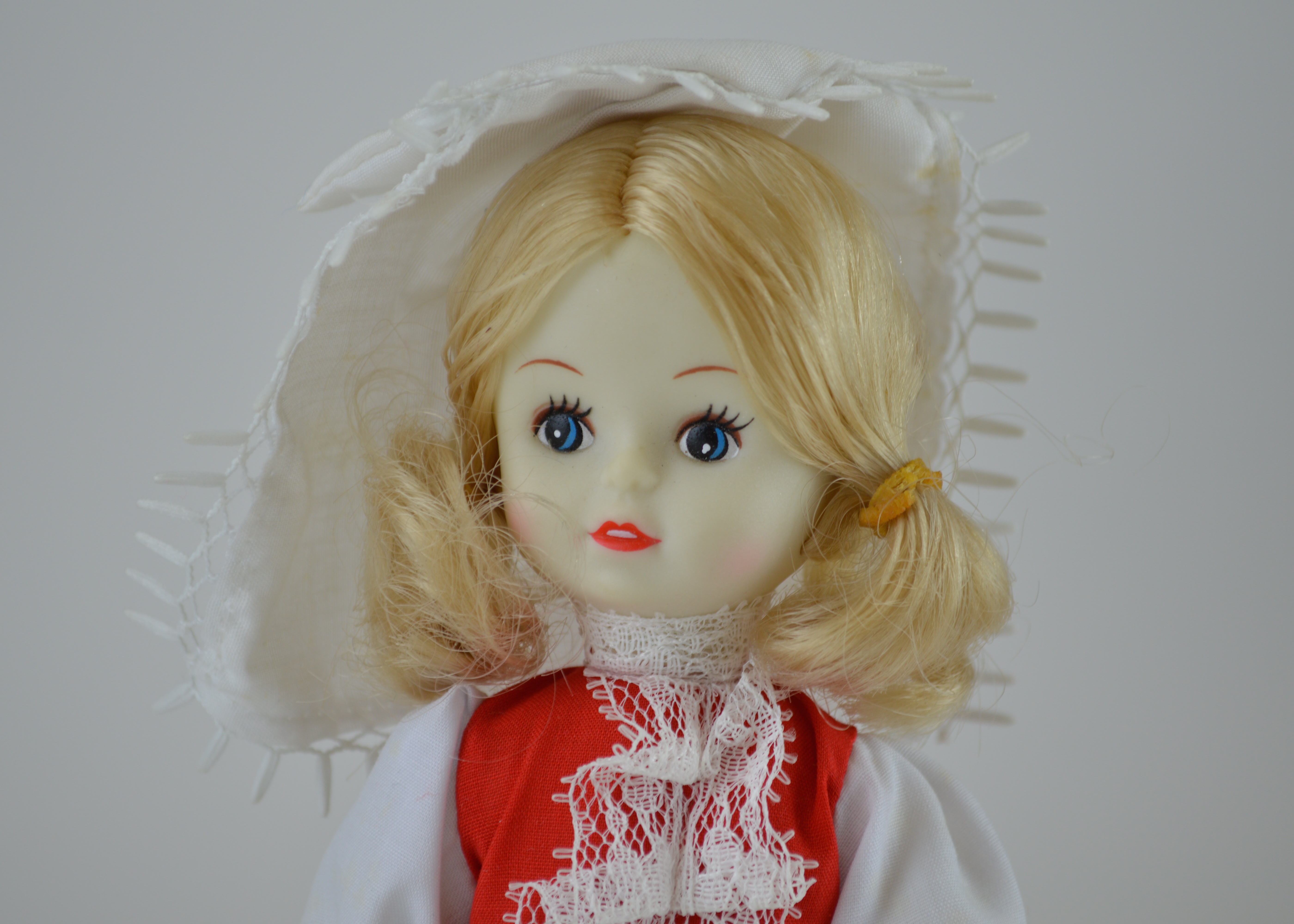 Vintage International Dolls and Windmill Tapestry