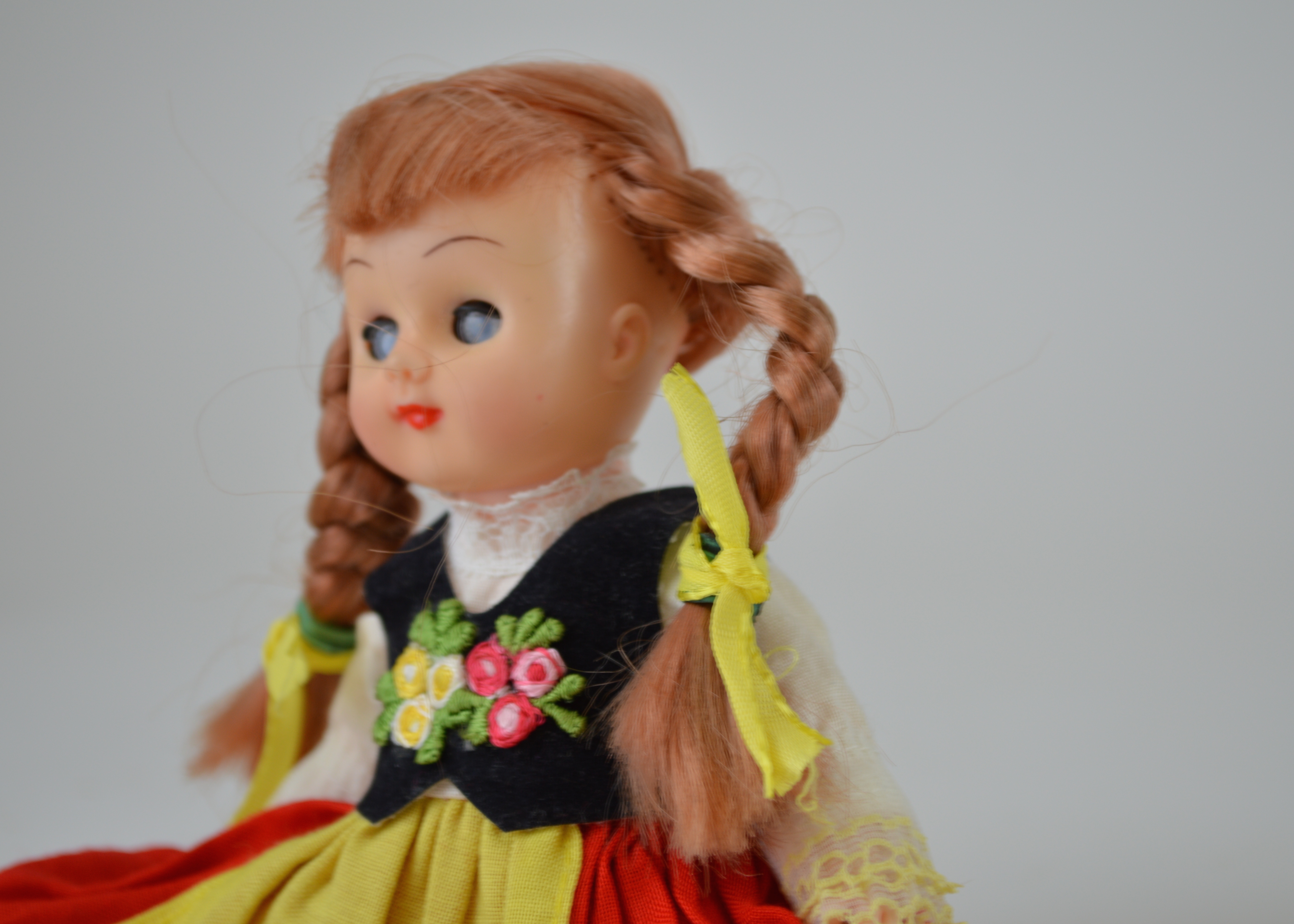 Vintage International Dolls and Windmill Tapestry