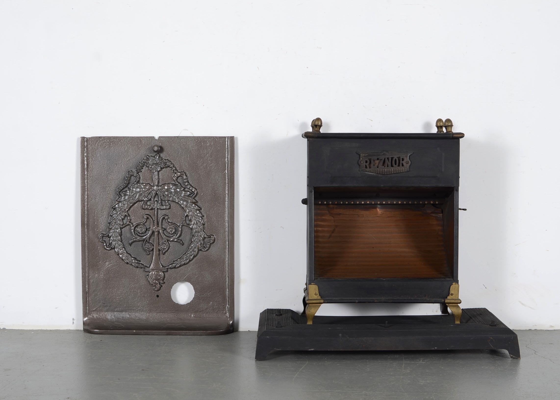 Antique Reznor Reflector Gas Heater